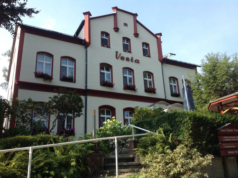 Hotel - Pension Vesta Bad Elster Bagian luar foto